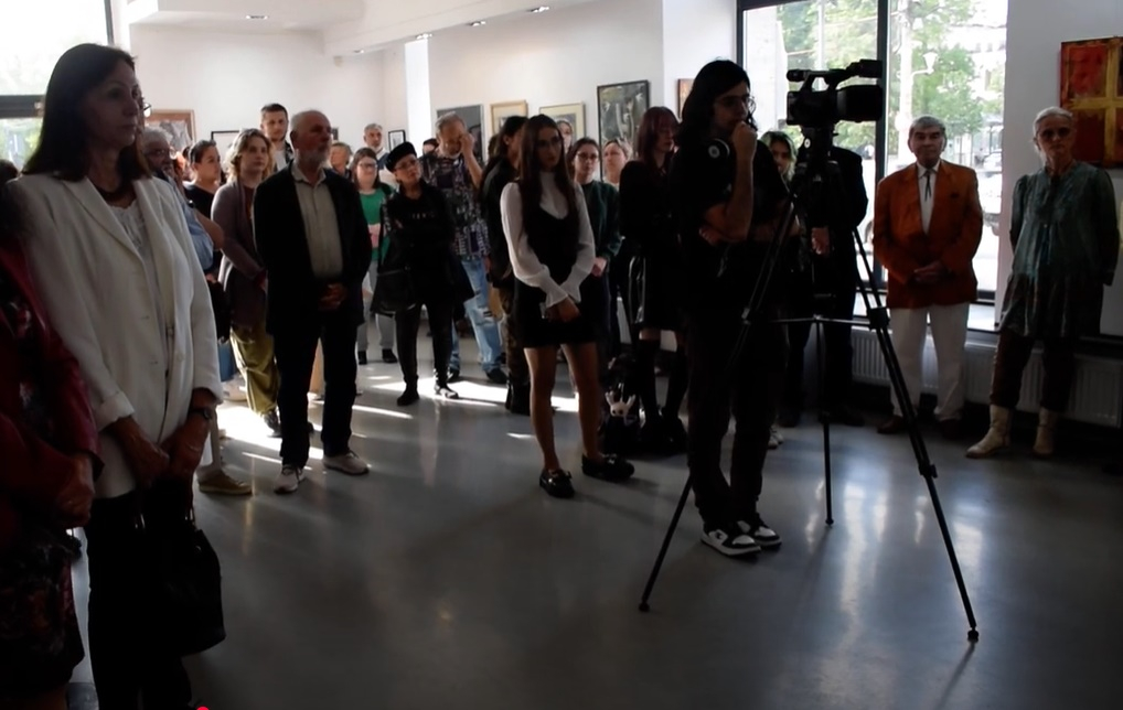 Artiştii buzoieni expun la Galaţi. Carnet cultural