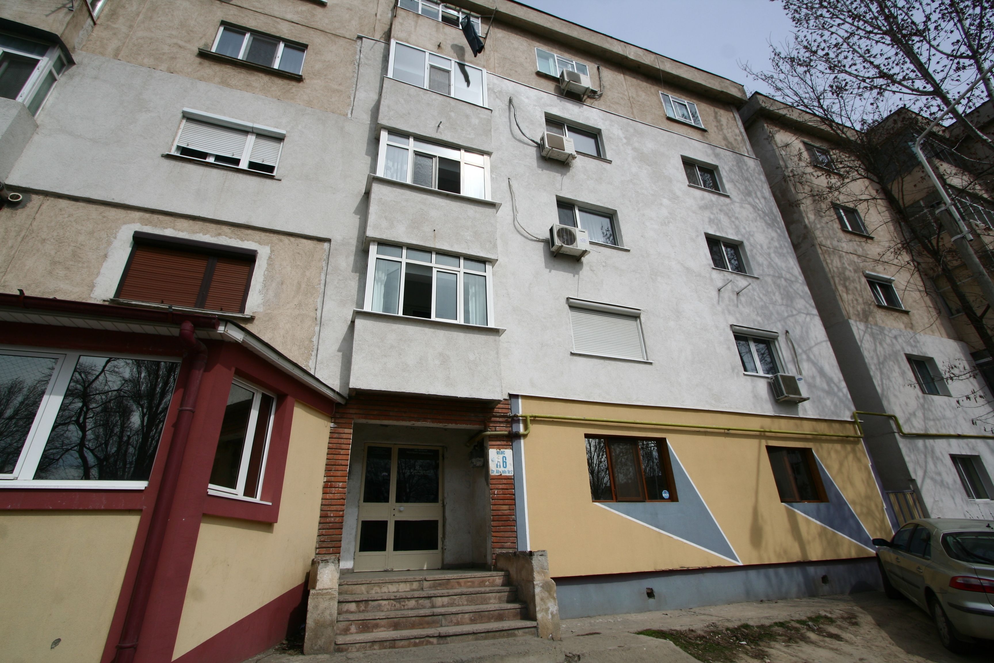 Victimele lui Mihail Boldea riscă să ajungă în stradă