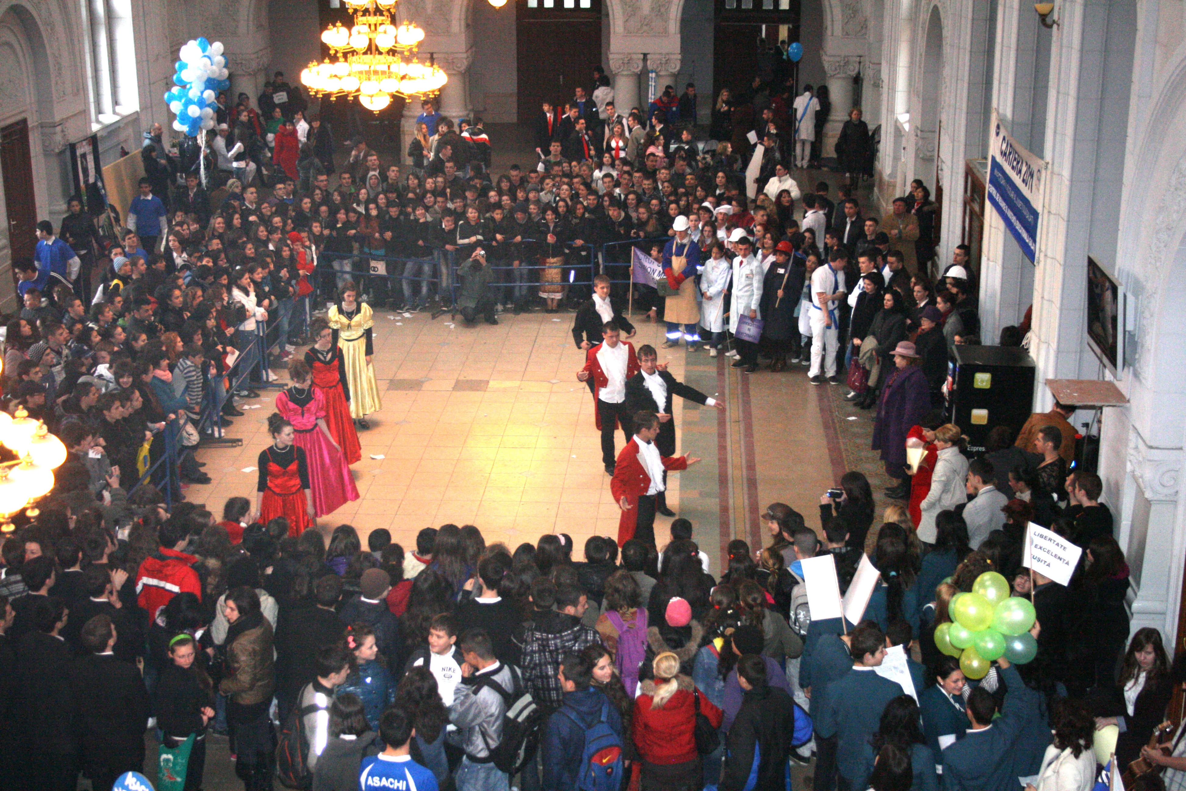 Târg de oferte educaţionale - Liceele îşi prezintă ofertele