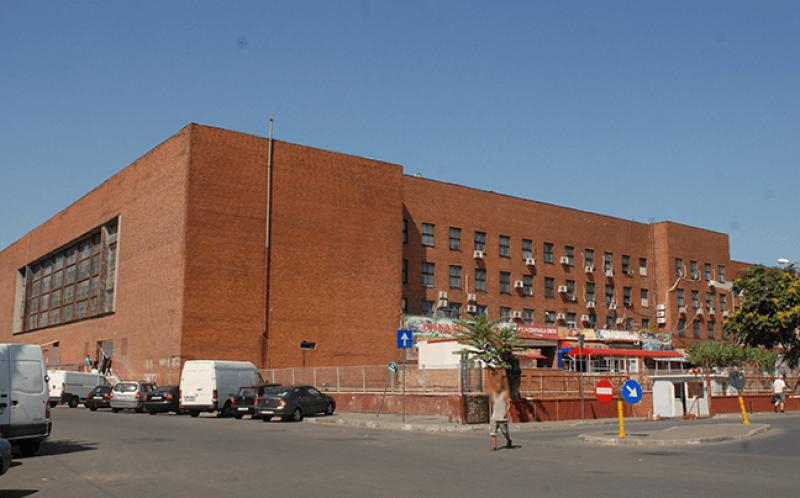 ANPC închide pentru un an Hala Obor