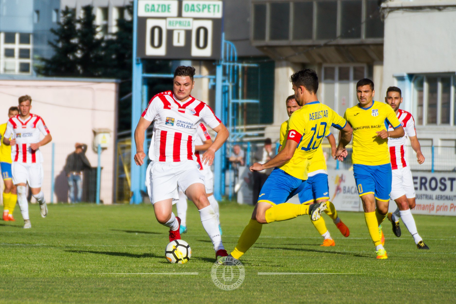 Oţelul cu ocazii uriaşe ratate, Aerostar cu golul şi promovarea