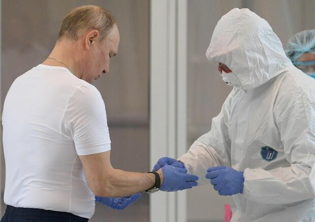 Vaccinul lui Putin, ţinut la secret