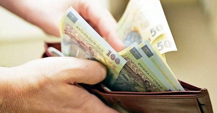 Venituri și cheltuieli în gospodării