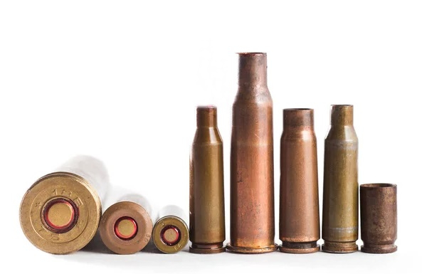 Muniţie de război, descoperită la vamă