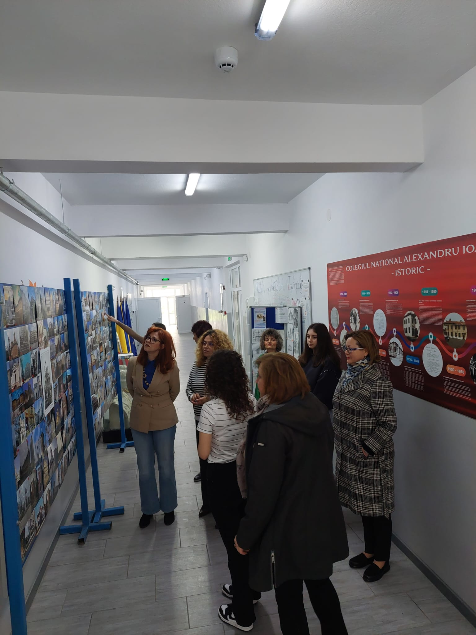 lstoria orașului, conservată în fotografii ale elevilor de la „Cuza”