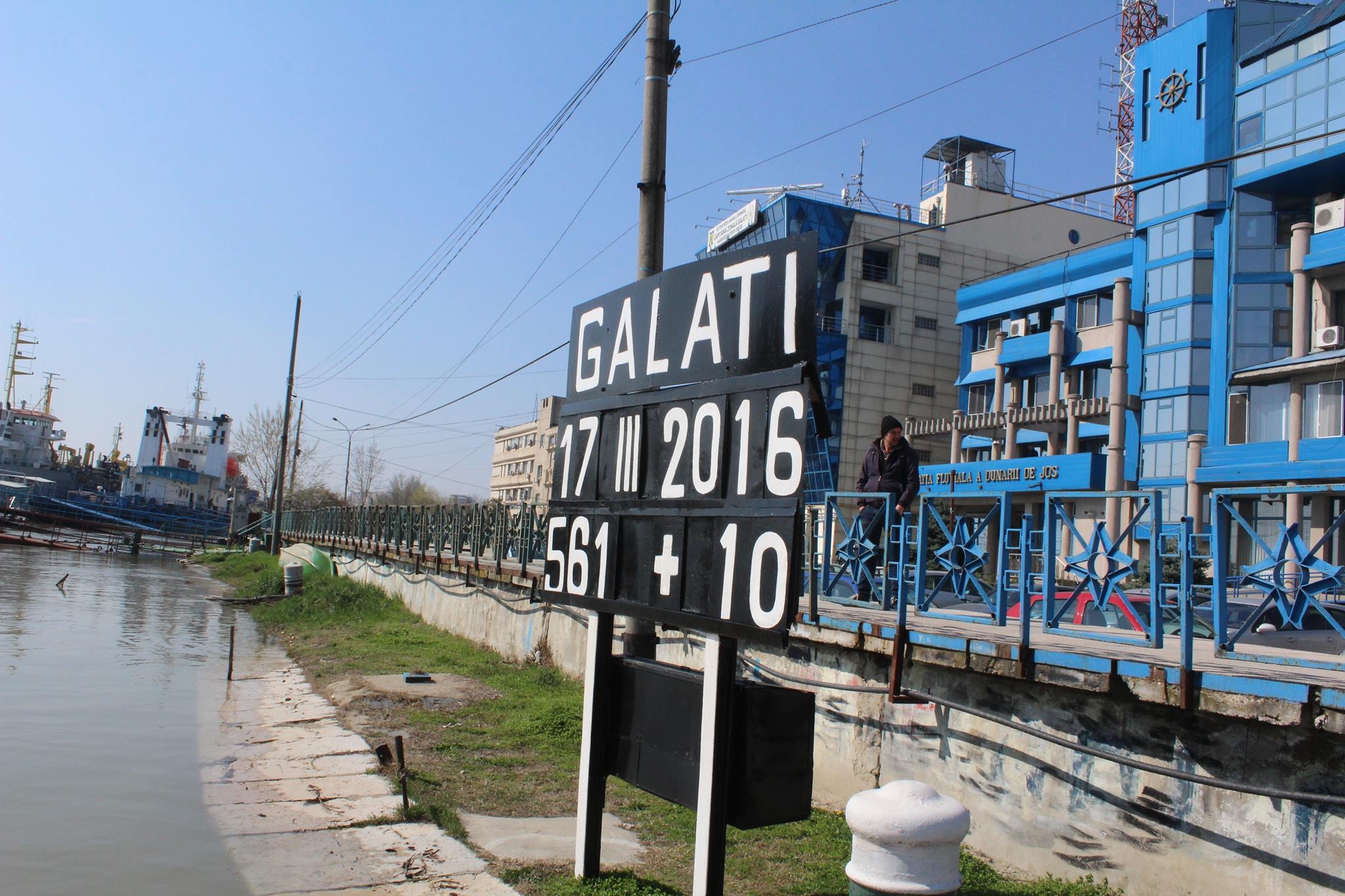 Se apropie vârful de viitură/ Dunărea a depăşit, la Galaţi, cota de atenţie