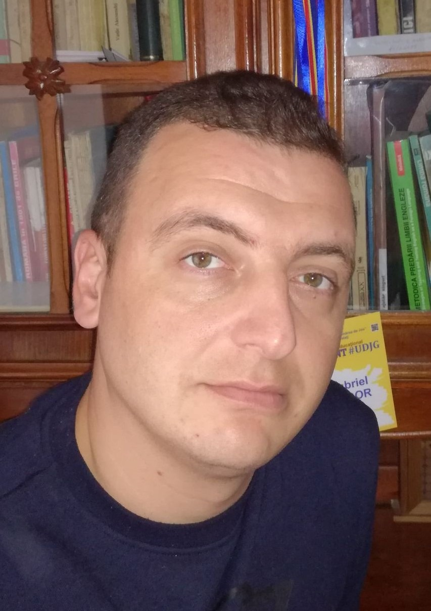 Cenaclul „Noduri şi semne”. Romantic 4 ever