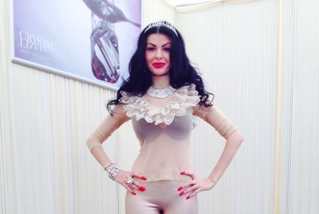 „M-a înşelat cu una mai tânără, urâtă şi nimfomană!”