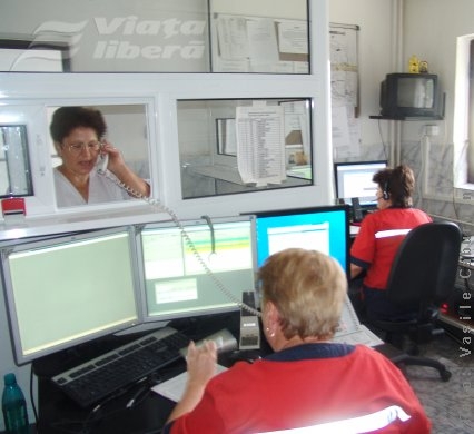 Ambulanţa a salvat o tânără cu snow-mobilul 