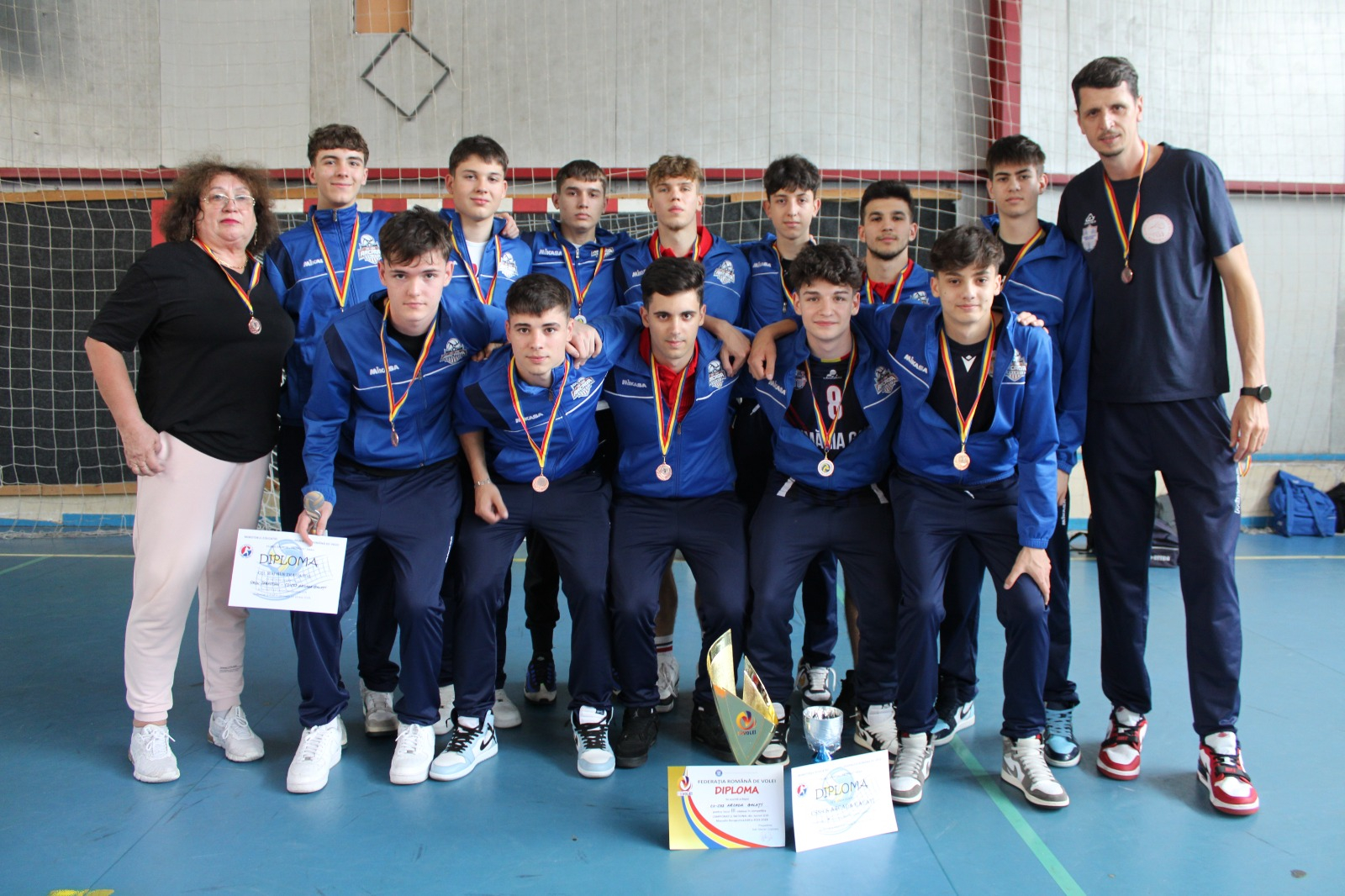 Voleiul gălățean juvenil continuă să strălucească