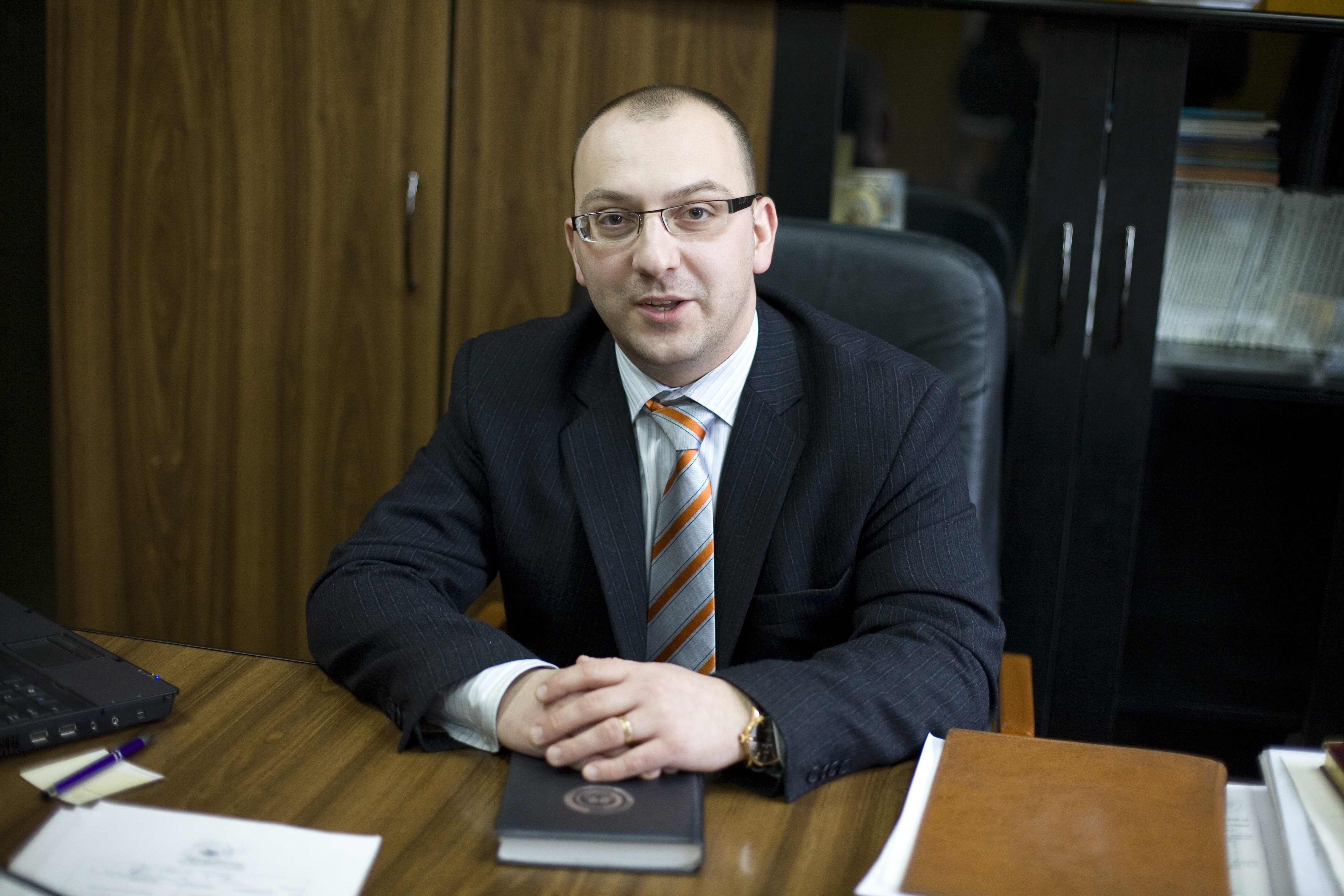 Victorie în instanță pentru Valentin Boldea. Fostul director al DSP Galați revine în instituție și primește drepturile salariale