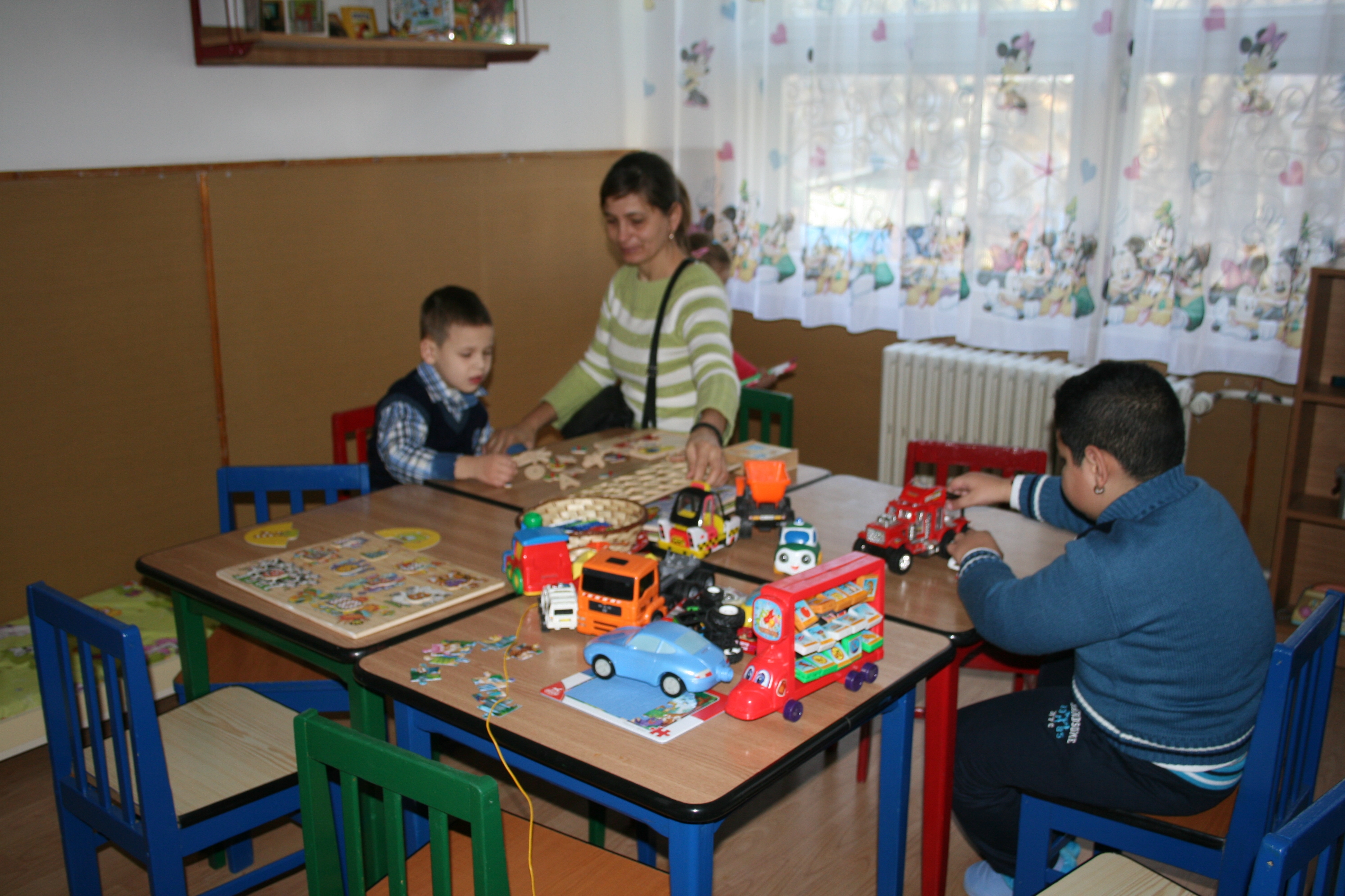 Parteneriat între Consiliul Judeţului şi Asociaţia „Dincolo de tăcere”: Centru de recuperare pentru copiii cu autism