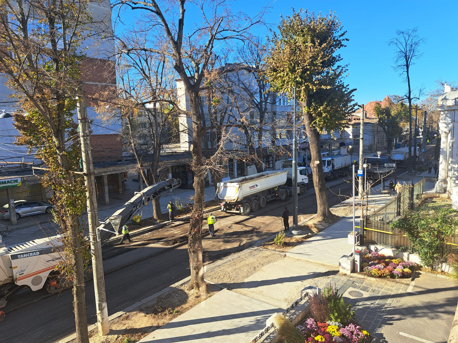 Parfum de epocă, născut în chinuri și frisoane