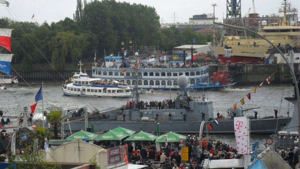 Cum se văd SERBĂRILE GALAŢIULUI din India şi Germania