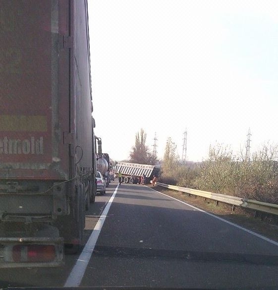 UPDATE/ Drumul spre Tecuci, BLOCAT din cauza unui ACCIDENT!