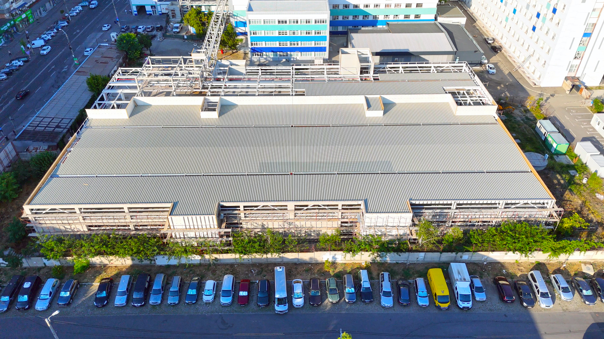 Cum se lucrează la parcarea supraetajată de la Spitalul Județean (FOTO)