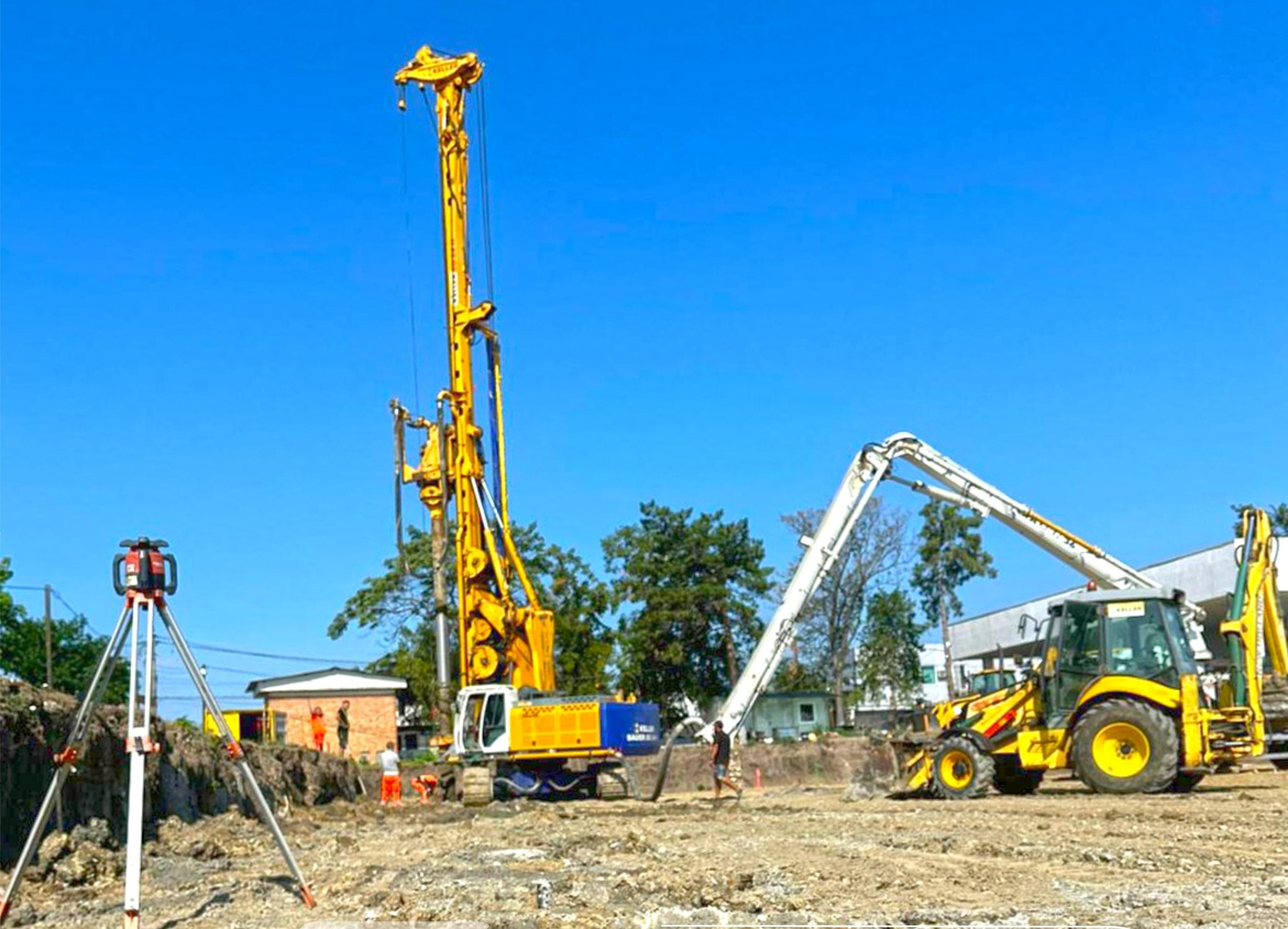 Au început forajele la fundația noului spital din Tecuci