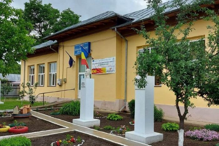 Sărbători cu tradiție și creativitate la Școala „Sf. Stelian” din Umbrărești