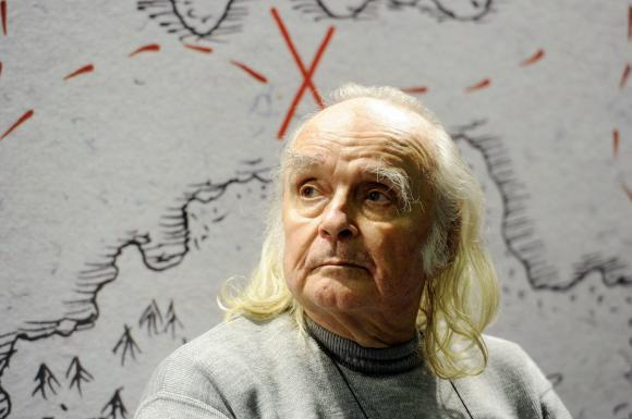 A murit poetul Emil Brumaru