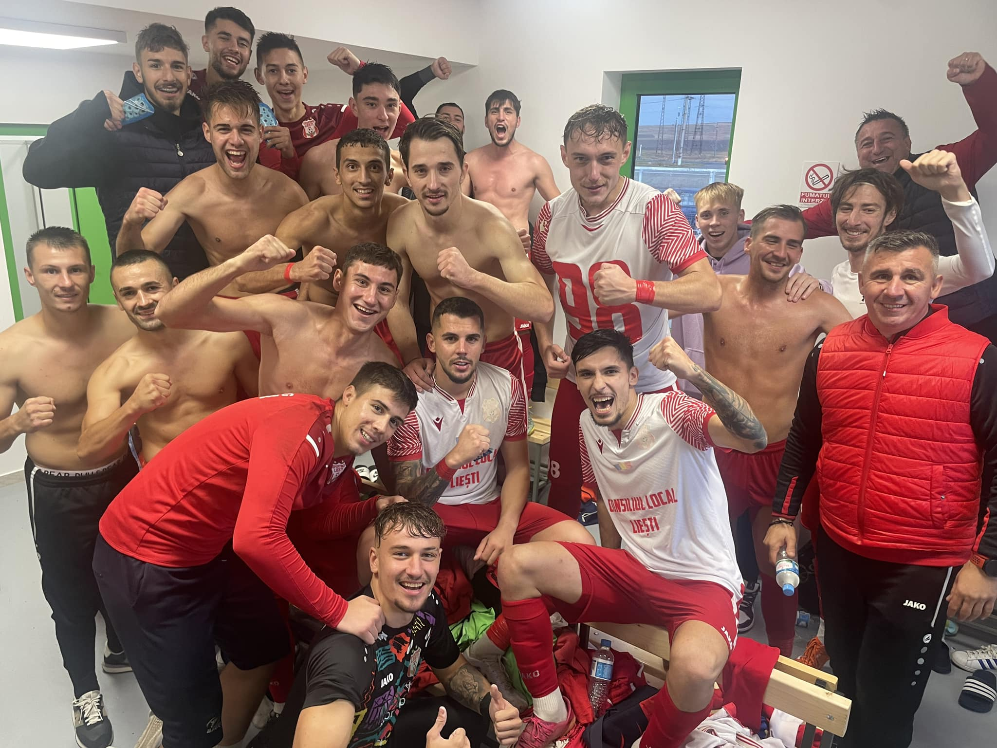 Succese importante pentru echipele gălățene