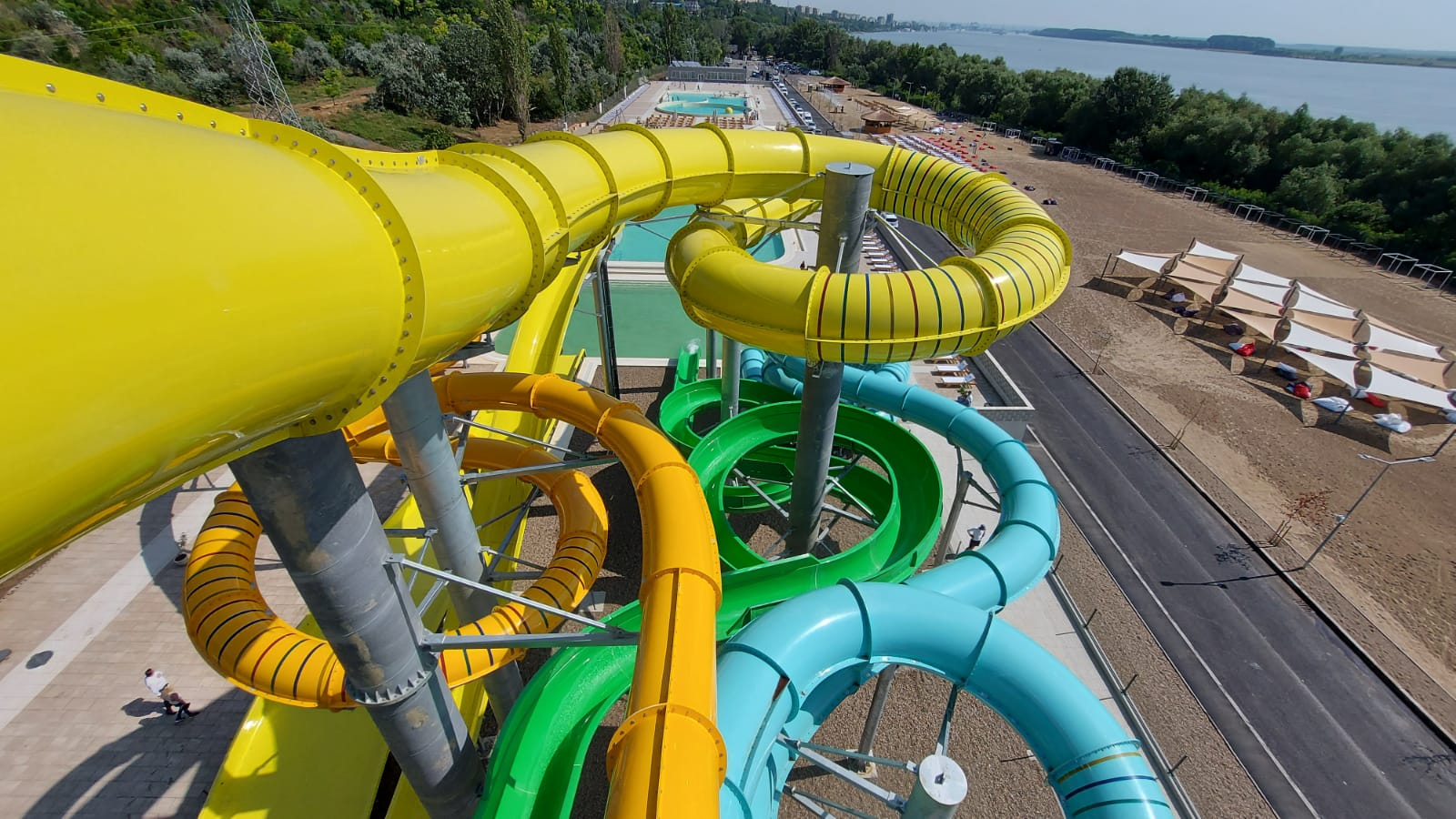 UPDATE. Lucrări contracronometru pentru redeschiderea Plajei Dunărea. Investiţie de 28 de milioane de lei (FOTO și VIDEO)