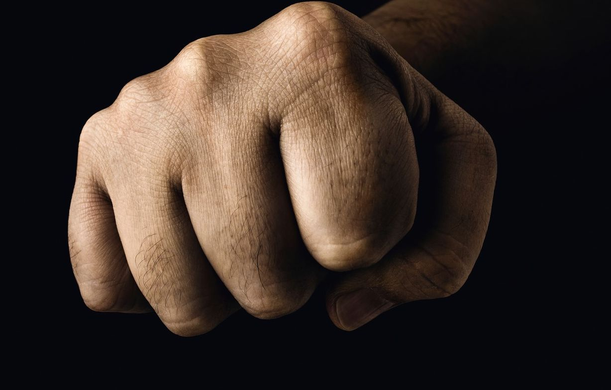 Gălățean arestat de ziua lui pentru agresiune