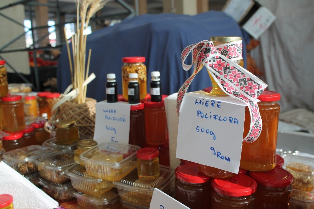 TÂRGUL MIERII, până duminică, în Piaţa Centrală