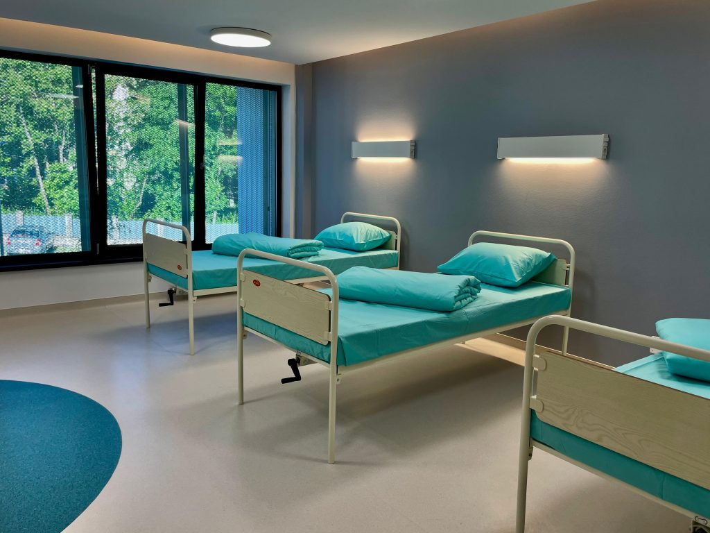 Primul centru de dezintoxicare pentru adolescenţi