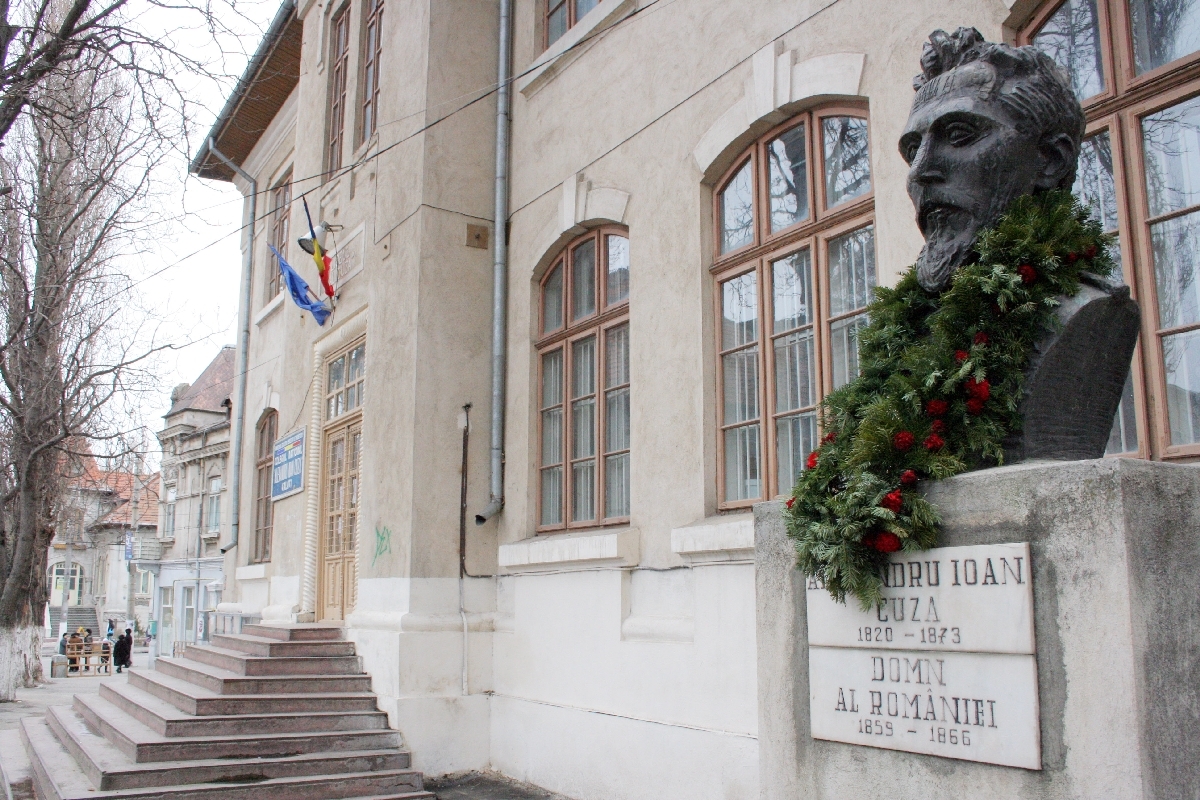 Colegiul "Cuza" se MUTĂ. VEZI unde ar urma să fie NOUL SEDIU