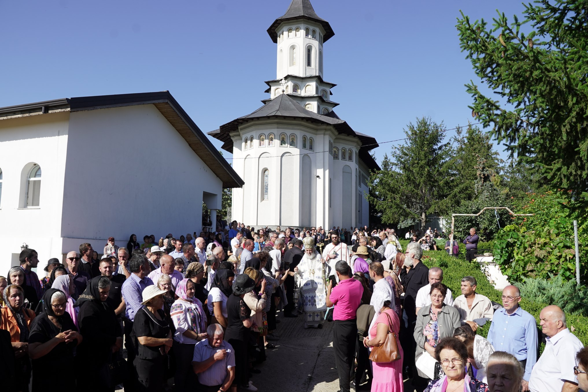 Hram la Mănăstirea Cudalbi, vatra monahală a Câmpiei Covurluiului (FOTO)
