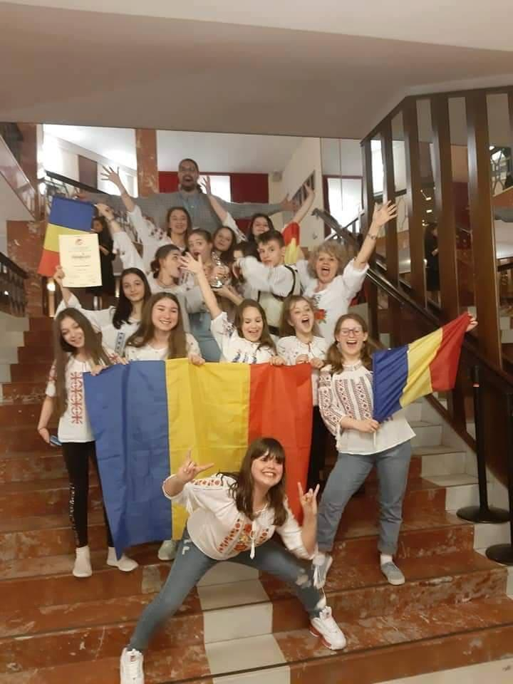 Grupul Voces a câştigat Delfinul de Argint la Sanremo (FOTO)