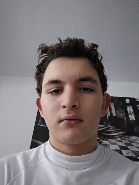 Un elev din Galați știe secretul robotului cu sentimente și amintiri