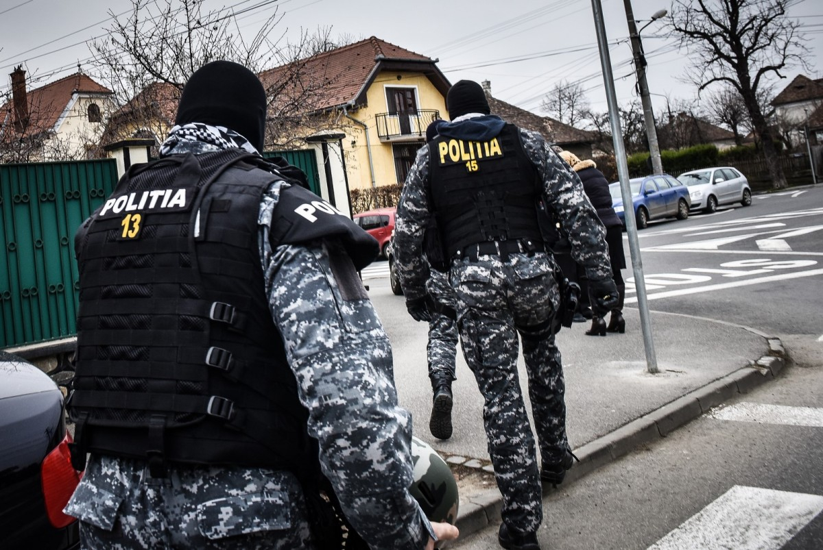 15 dealeri de droguri, arestați de Anul Nou