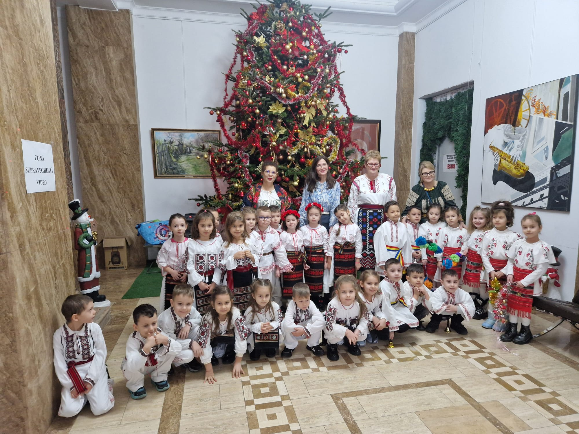 Trei grădiniţe, într-un program de zile mari (VIDEO)