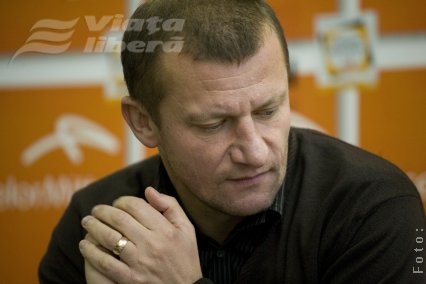 Dorinel Munteanu dă vina pe situaţia financiară