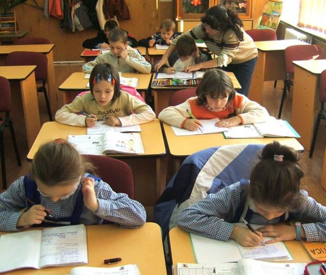 Evaluările de la clasele mici, după ureche