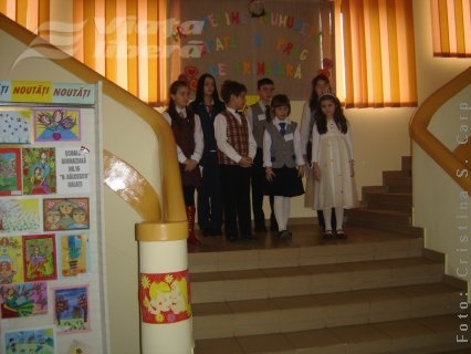 Mărţişorul elevilor la Casa Corpului Didactic