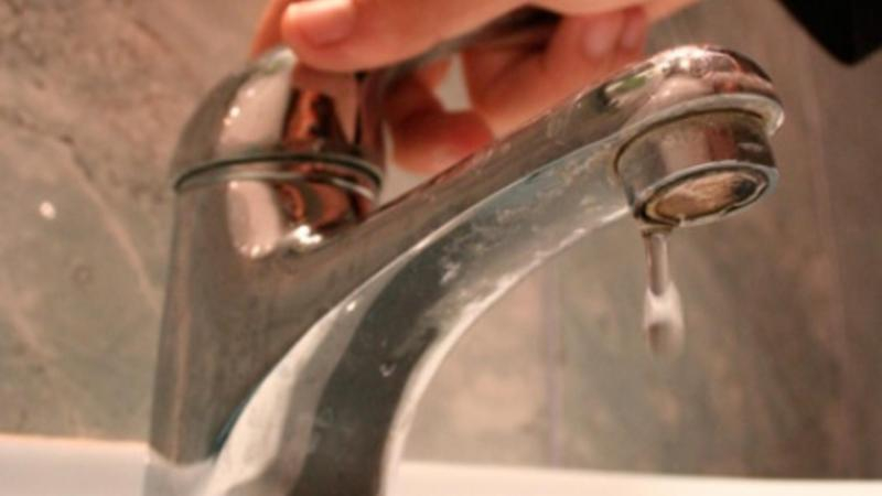 Zece localităţi din județul Galaţi primesc apă cu program. Autoritățile fac apel la populație să nu facă risipă