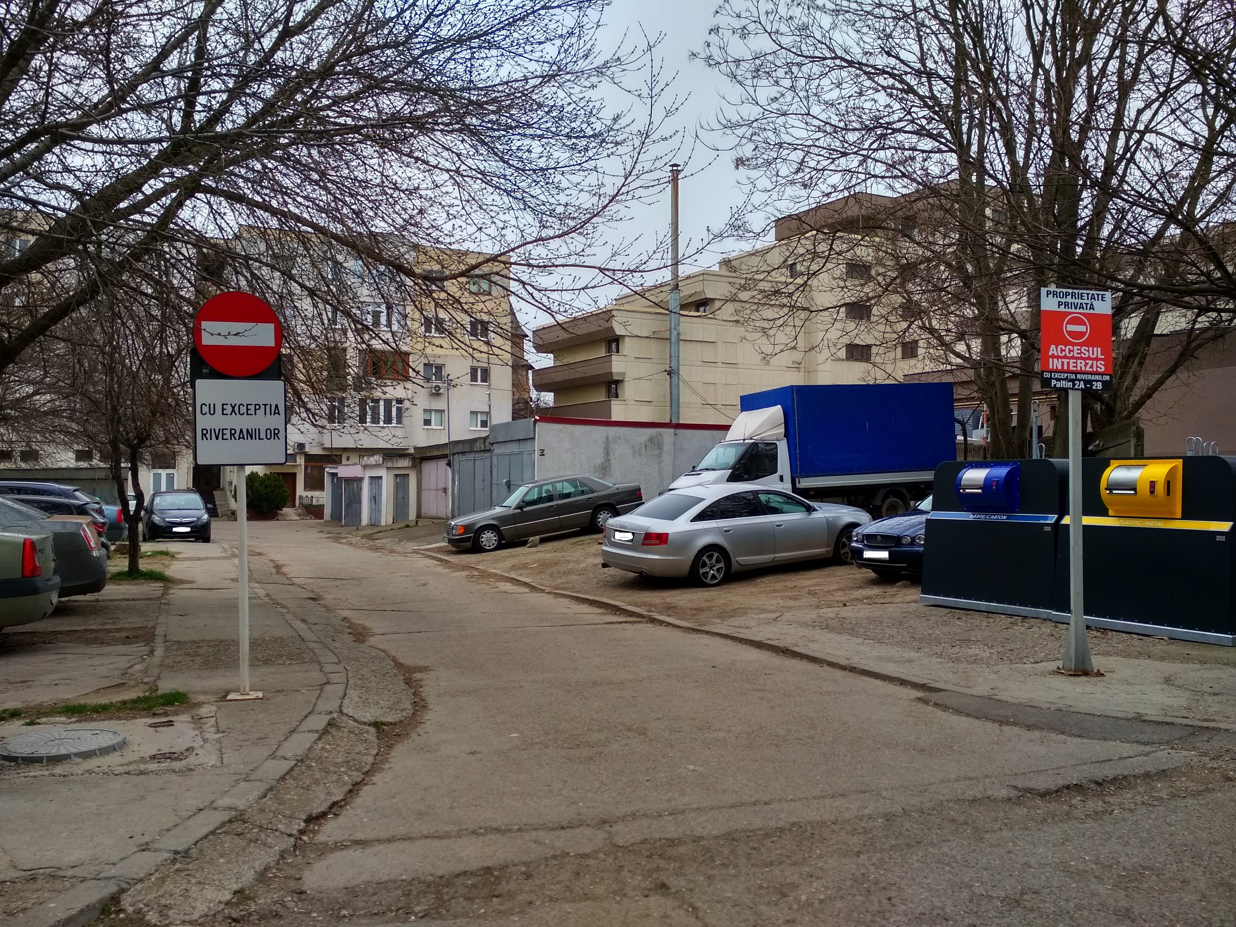 Parcare cu „cântec” pe strada Melodiei din Mazepa I (FOTO)