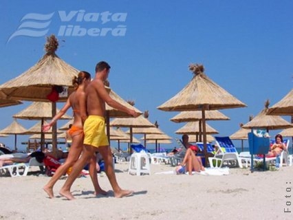 La mare cu bani puţini