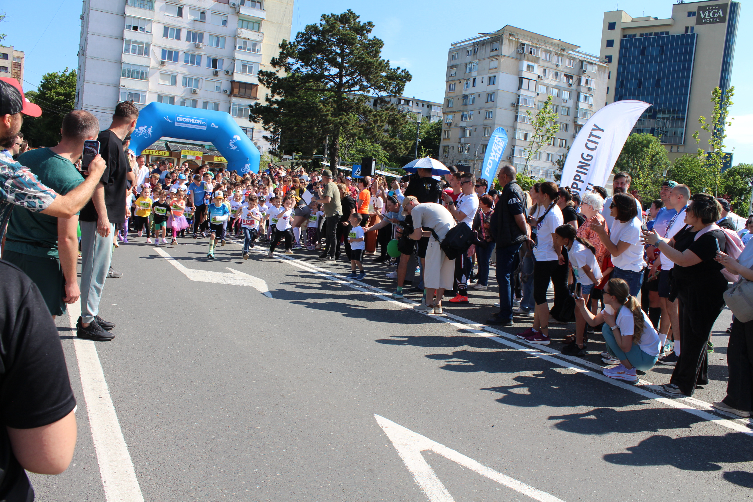 Record de participare și energie pură, la Semimaraton Galați 2026. Galațiul a alergat cu inima pentru 12 cauze locale