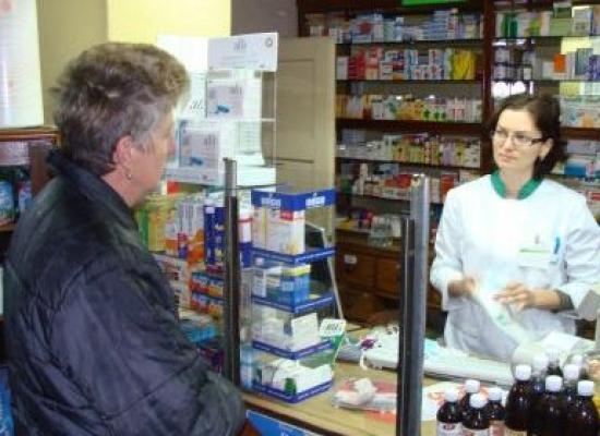 Burse pentru studenţii farmacişti