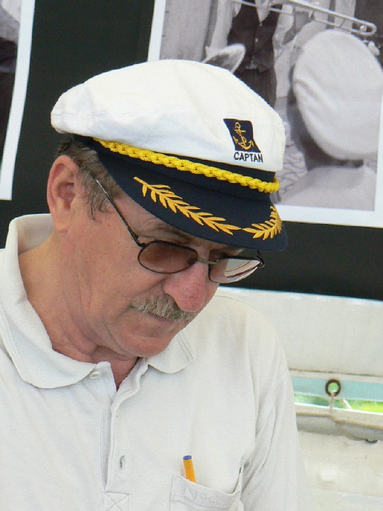 CRONICĂ DE CENACLU/ Rătăciţi în povestire