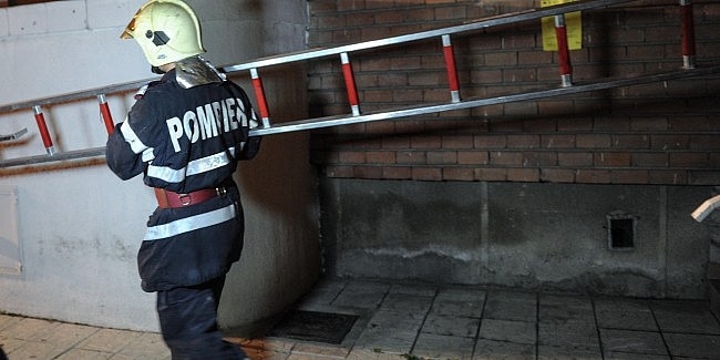 SOLUŢIE disperată de ÎNCĂLZIRE găsită de un gălăţean care locuieşte la bloc