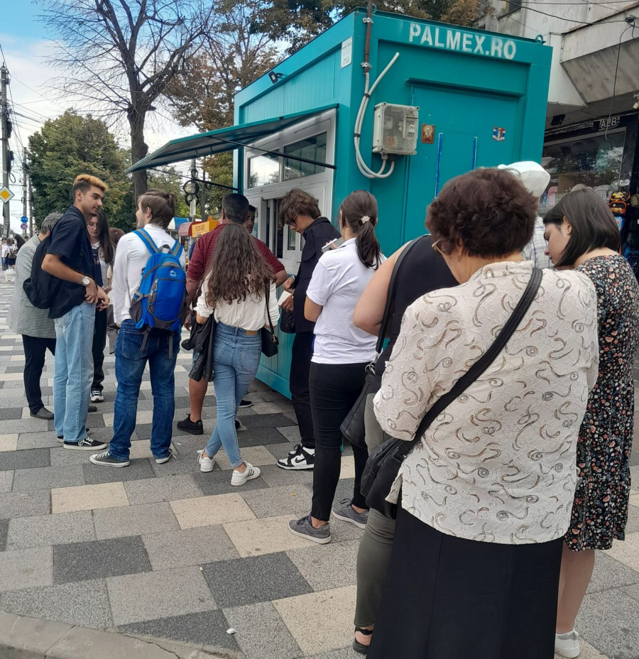 Transurb începe eliberarea abonamentelor pentru elevi