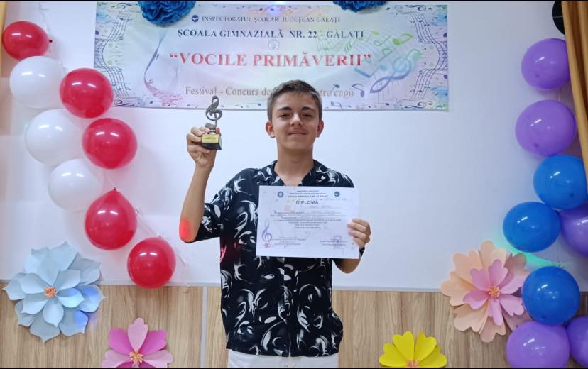 Eduard Gafton, marele câștigător al concursului „Vocile primăverii”