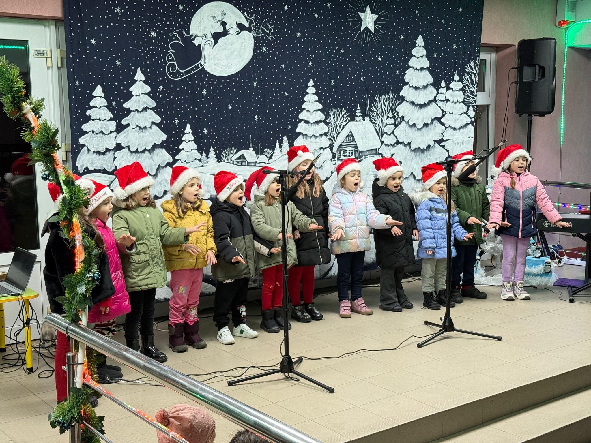 "Magie de iarnă" pentru copiii din Galaţi