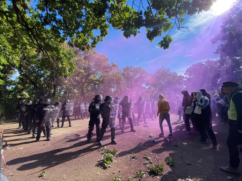 Grup de migranți, oprit cu forța la frontieră. Exerciţiu comun la granița cu Moldova