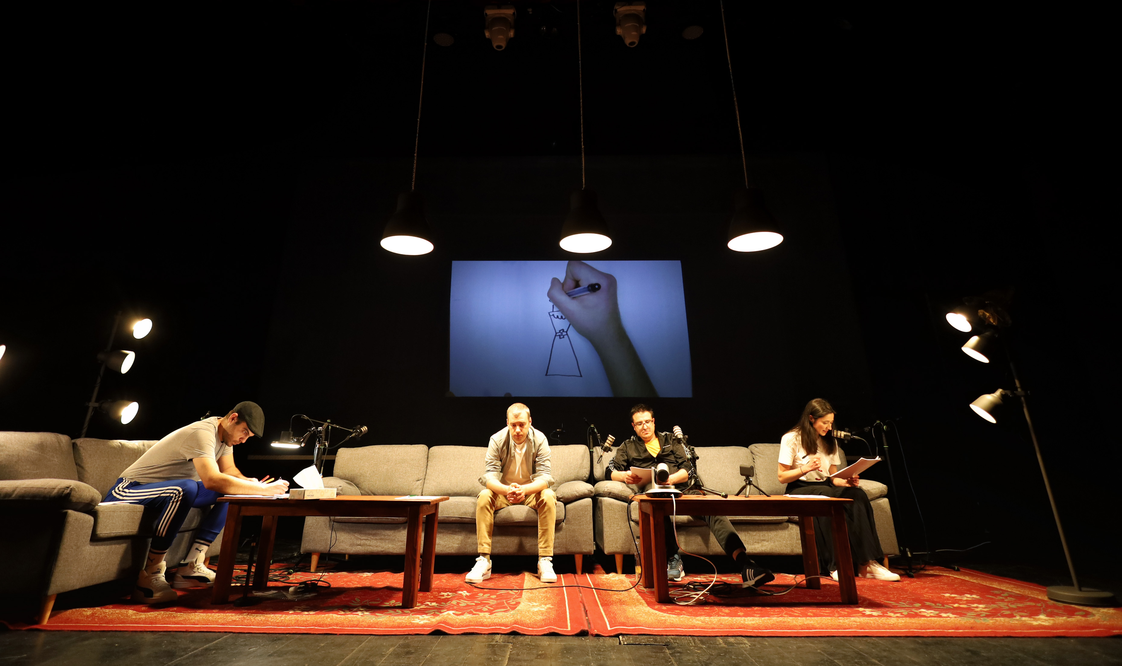 Un basm clasic și povești din experiența actorilor gălățeni