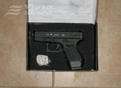 Pistoale, acuzaţii şi bătaie pe Faleza Superioară